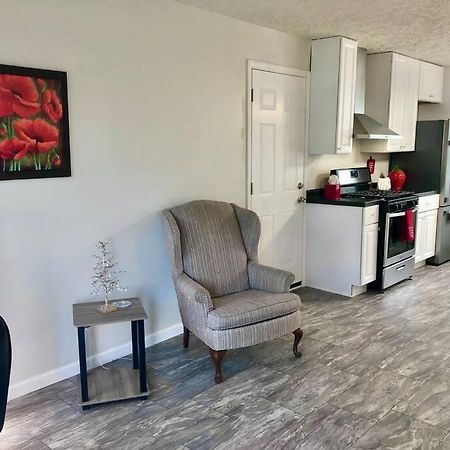 Trestle Creek Farm- Farmhouse Suite Bloomington Esterno foto