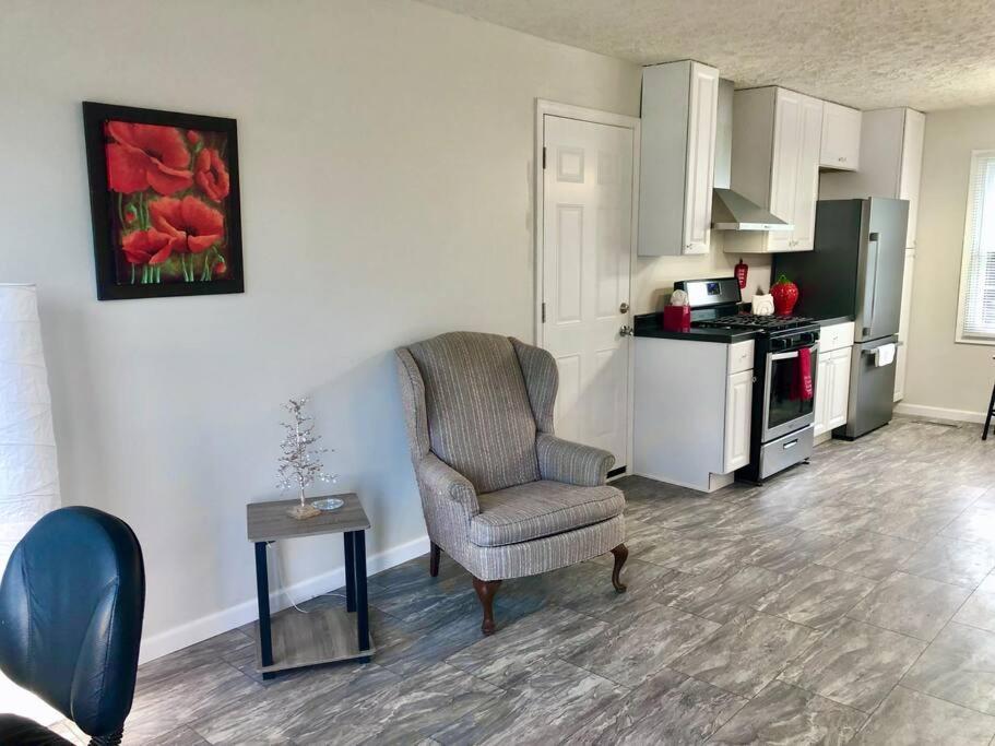 Trestle Creek Farm- Farmhouse Suite Bloomington Esterno foto