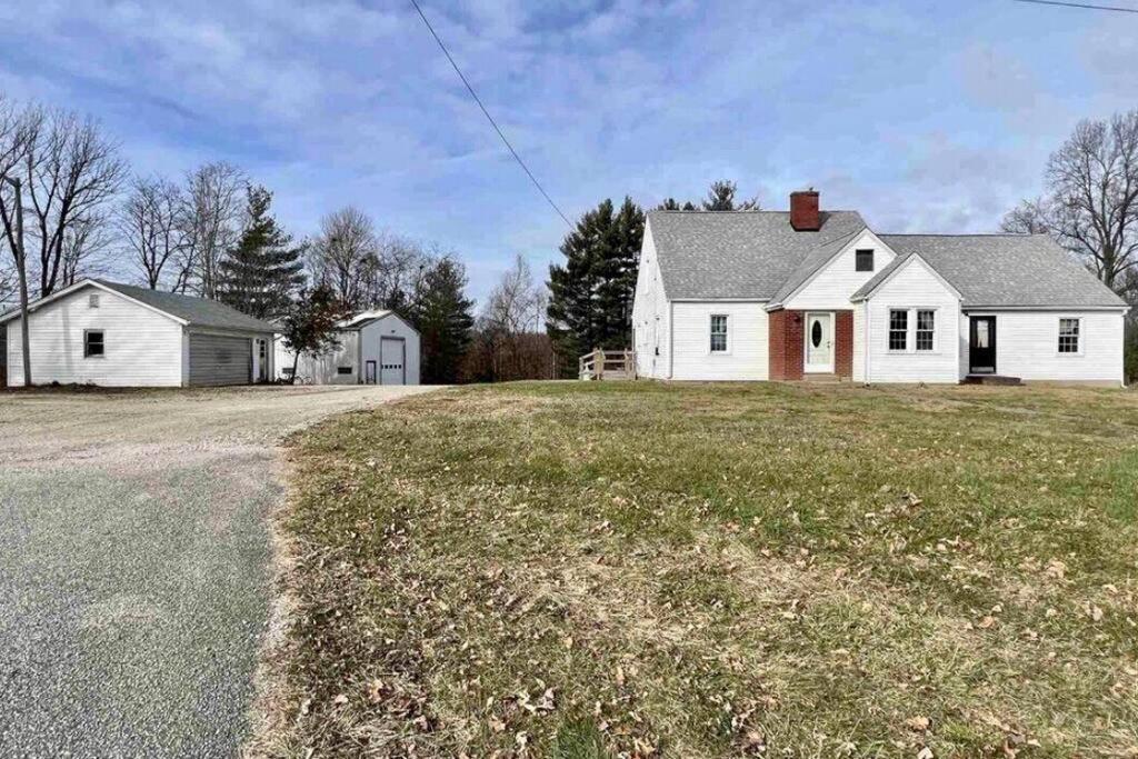 Trestle Creek Farm- Farmhouse Suite Bloomington Esterno foto